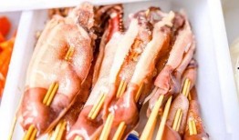 小摊鱿鱼爆料视频大全,视频大全揭秘街头美食背后的故事